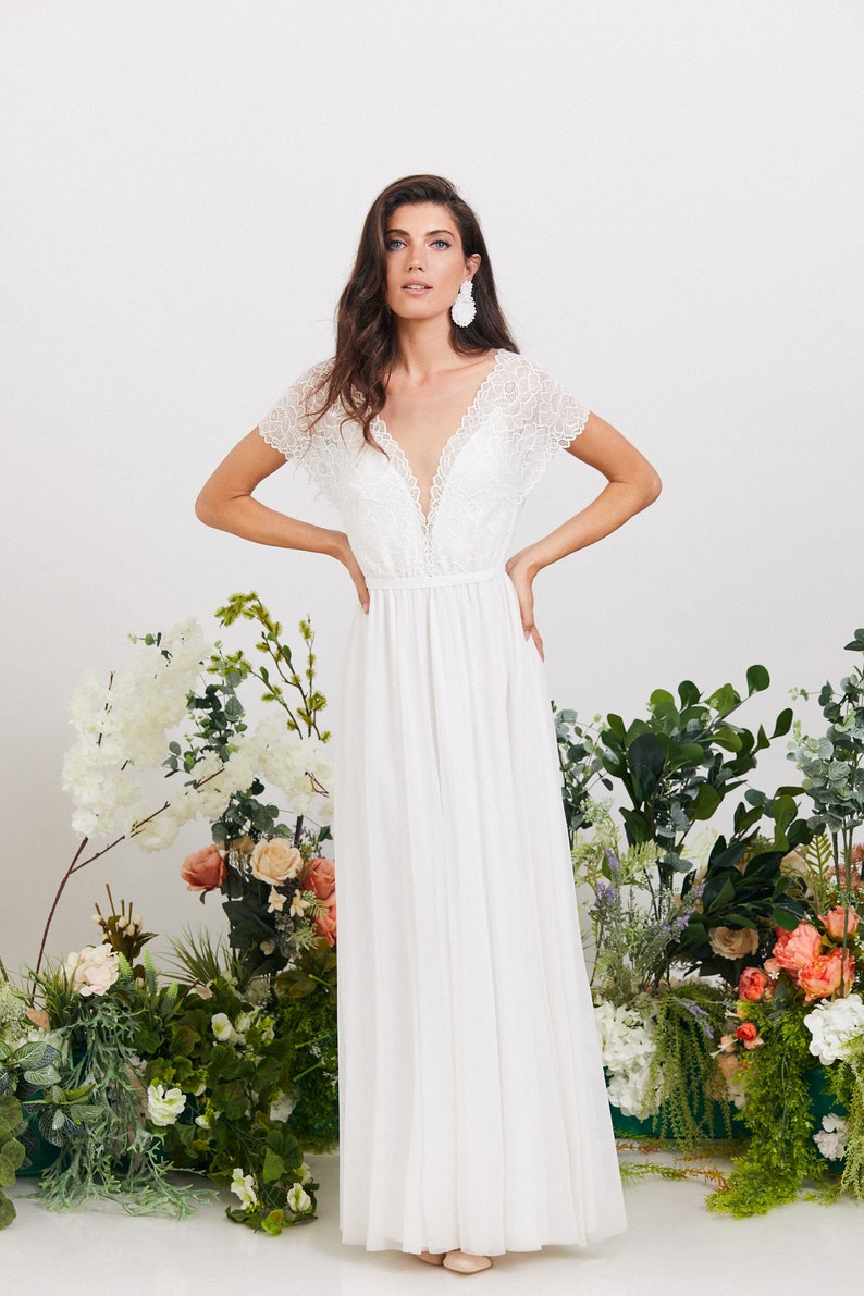 Simple boho wedding dress, comfortable and effortlessly beautiful lace wedding dress, beach wedding dress, garden wedding dress image 3