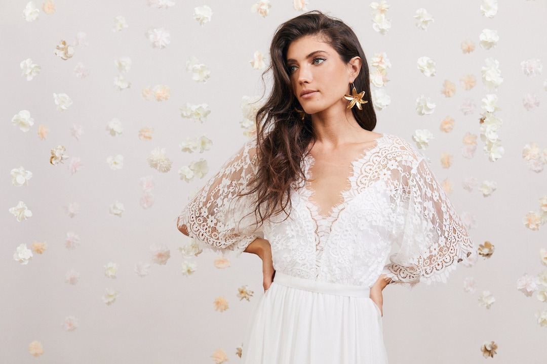Effortlessly Cool & Comfortable Boho Bridal Gown, Perfect for the ...