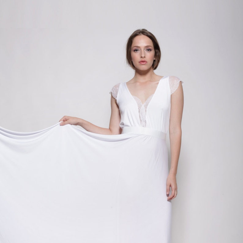 Cleavage Wedding Dresses