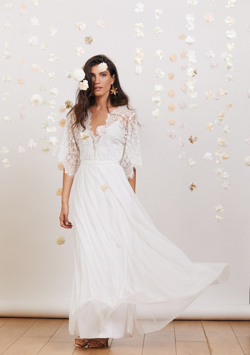 BOHO simple wedding dress image 3