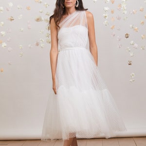 Dreamy bohemian one shoulder tulle wedding dress, romantic, whimsical and perfect for the free spirited bride image 5