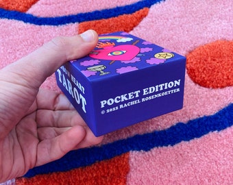 Pochette de tarot coeur arc-en-ciel 2e édition - Jeu de 78 cartes avec des illustrations colorées d'inspiration rétro, peintes avec amour à Portland