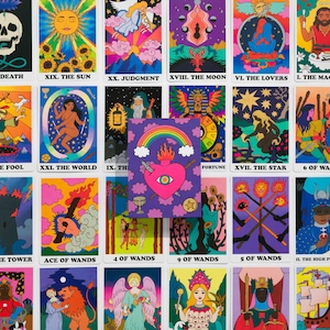 Rainbow Heart Tarot 5ª edição atacado (10 baralhos) - baralho de 78 cartas com ilustrações coloridas e retrô, pintado com amor em Portland, OR.