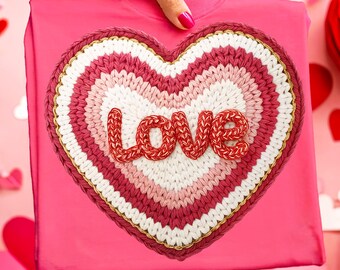 Valentinstag Herz PNG Liebe Kunstgarn PNG Preppy Valentinstag Png Häkeln Valentine Shirt Png Sublimation Designs Trendy Vday Png