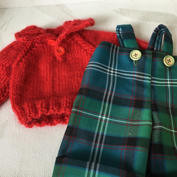 Gorgeous Sweater and tartan Pants for 17-18" Waldorf Doll