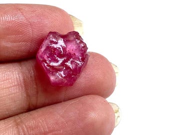 Rare ! Rubis Brut Rouge Pourpre De Madagascar De 8,55 Carats