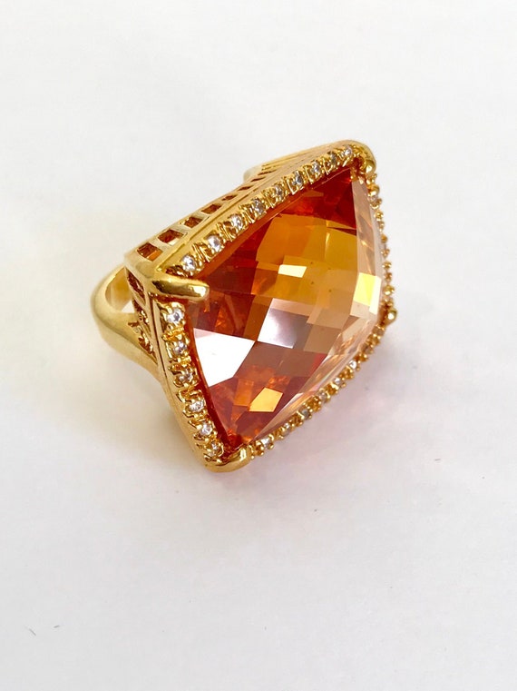 Gold Morganite  Ring Estate Ring Peach Sapphire Pe