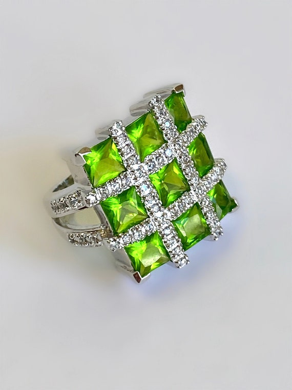 Sterling Silver Peridot Estate Ring Green Stone Mu
