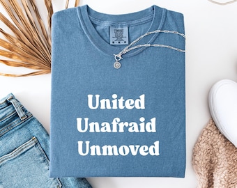 Camiseta Comfort Colors Zohran United Unafraid Unmoved, Camiseta Zohran para NYC, Camiseta do Movimento de Solidariedade, Camiseta com Estampa de Poder Comunitário