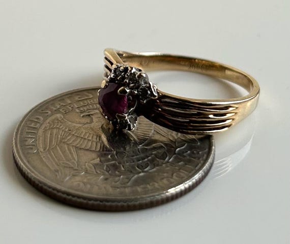 10K Solid Yellow Gold Multi Stone Ring-Size 7 1/2 - image 5