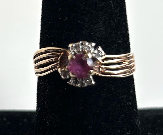 10K Solid Yellow Gold Multi Stone Ring-Size 7 1/2 - image 8