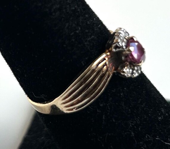 10K Solid Yellow Gold Multi Stone Ring-Size 7 1/2 - image 9