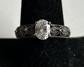 Sterling Silver Band Ring With Clear Stone-Size 10