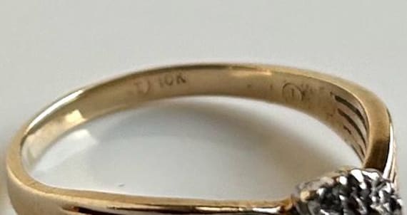 10K Solid Yellow Gold Multi Stone Ring-Size 7 1/2 - image 7