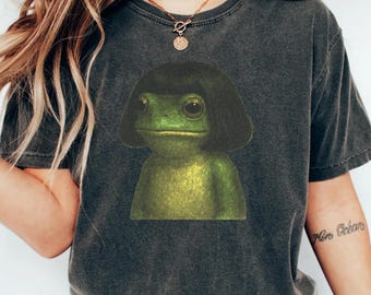 Frog with Bob Haircut Meme Hoodie, Funny Frog Art Shirt, Quirky Animal Meme Sweatshirt, Hilarious Frog Lover Gift, Funny Comfort Colors®