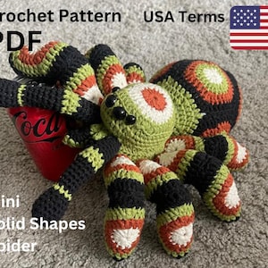 Patrón de crochet para mini arañas saltadoras con formas sólidas, ideal para cumpleaños, Halloween y otras ocasiones.