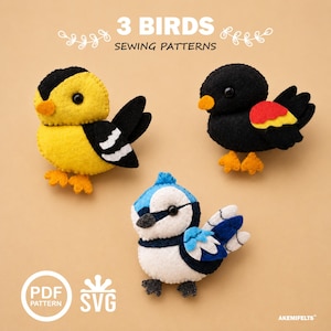Peut inclure: Trois patrons de couture d'oiseaux en feutre. Un oiseau jaune avec des ailes noires, un oiseau noir avec des accents rouges et jaunes et un oiseau bleu et blanc. Le texte "3 BIRDS SEWING PATTERNS" est en haut.
