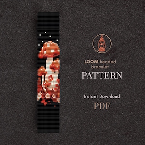 Könnte beinhalten: Ein schwarzes Perlenarmbandmuster mit einem pixeligen Pilzdesign in Rot-, Orange- und Weißtönen. Der Text "LOOM beaded bracelet PATTERN" und "Instant Download PDF" sind ebenfalls sichtbar.