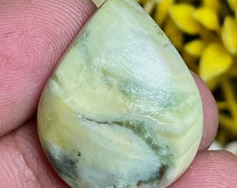 Natural Green Serpentine Cabochon For Jeweller Making 16.90 Carats One 26x20x4  mm Size