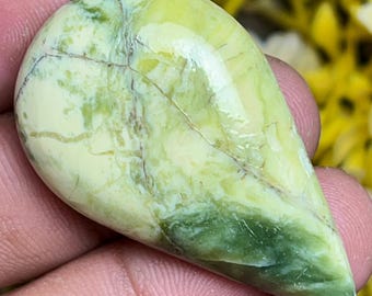 Natural Green Serpentine Cabochon For Jeweller Making 42.00 Carats One 29X23X7 mm Size