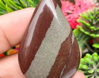 Natural Red Narmade Agate Cabochon For Jeweller Making 71.60 Carats One 47x31x7 mm Size