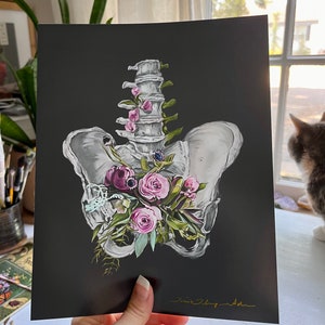 Impression d'art anatomique bassin floral Plancher pelvien avec fleurs, Art mural médical, Cadeau de kinésithérapie, Grossesse, Anatomie humaine image 3