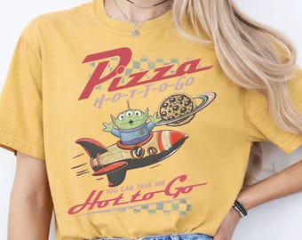 Retro Pizza Hot To Go Alien Toy Story PNG, Koszulka Aliens Toy Story Pizza Planet, Koszulki Disney Toy Story, Wycieczka do Magic Kingdom