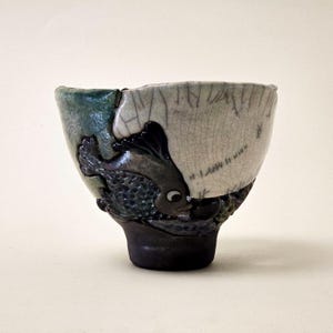 Ciotola per pesci in ceramica Raku firmata Tim Issac / Scultura in ceramica canadese / Datata 1996