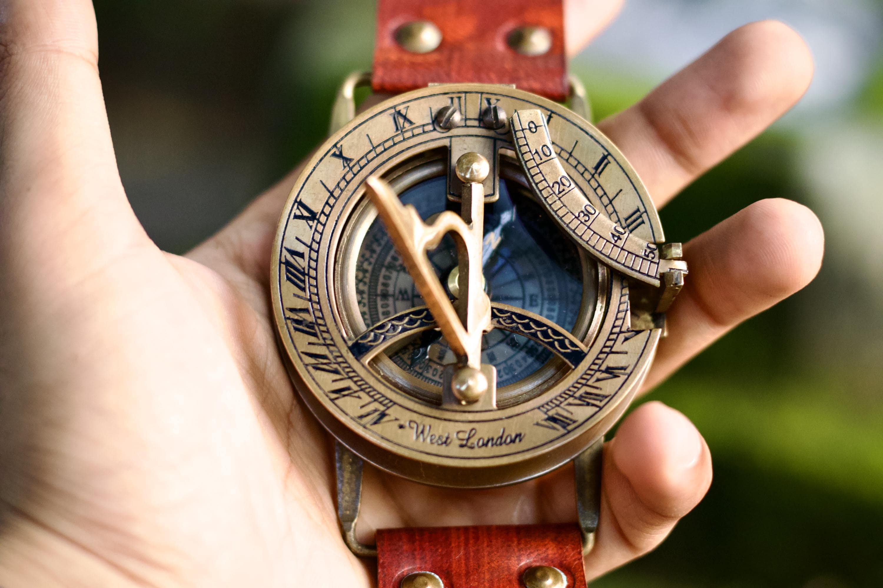 Ring Shepherds Watch Sundial Pendant Vintage Pewter Sundial