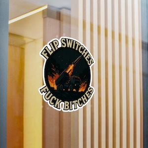 Calcomanías de vinilo troqueladas: calcomanía inspirada en un parche militar, diseño de fuente con plantilla agresiva, calcomanía de escena nocturna de lanzacohetes, heavy metal