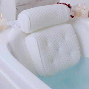 Halkfri badkudde med luftnät för huvud och rygg