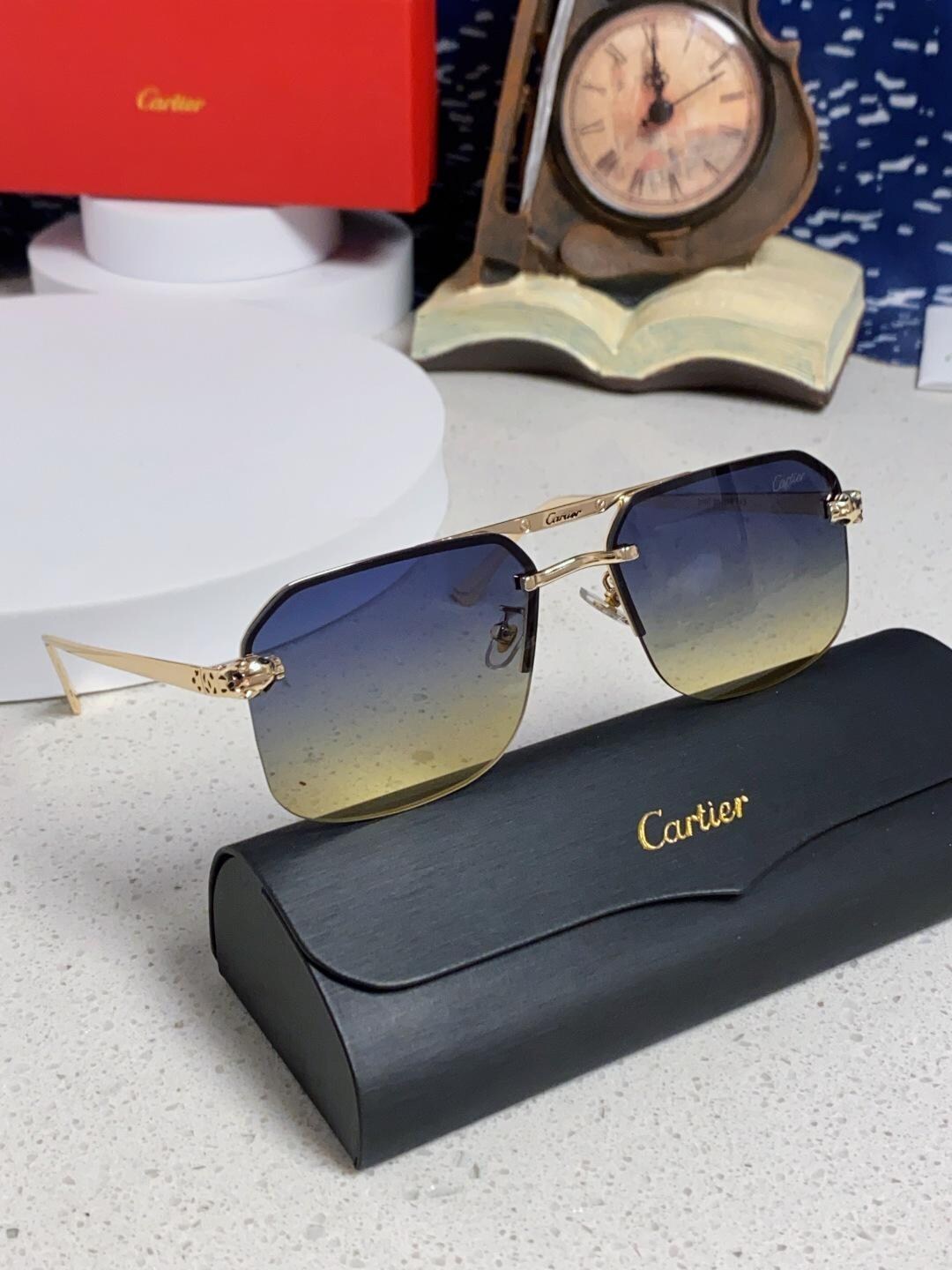 Cartier Vintage Rimless Sunglasses – Gold Frame, Blue & Yellow Gradient ...