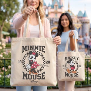 Może przedstawiać: Zestaw trzech ceramicznych kubk&oacute;w z nakrapianym, matowym wykończeniem. Kubki są w odcieniach kremu, jasnoszarym i ciemnoszarym. Każdy kubek ma prosty, minimalistyczny design, idealny do kawy lub herbaty.