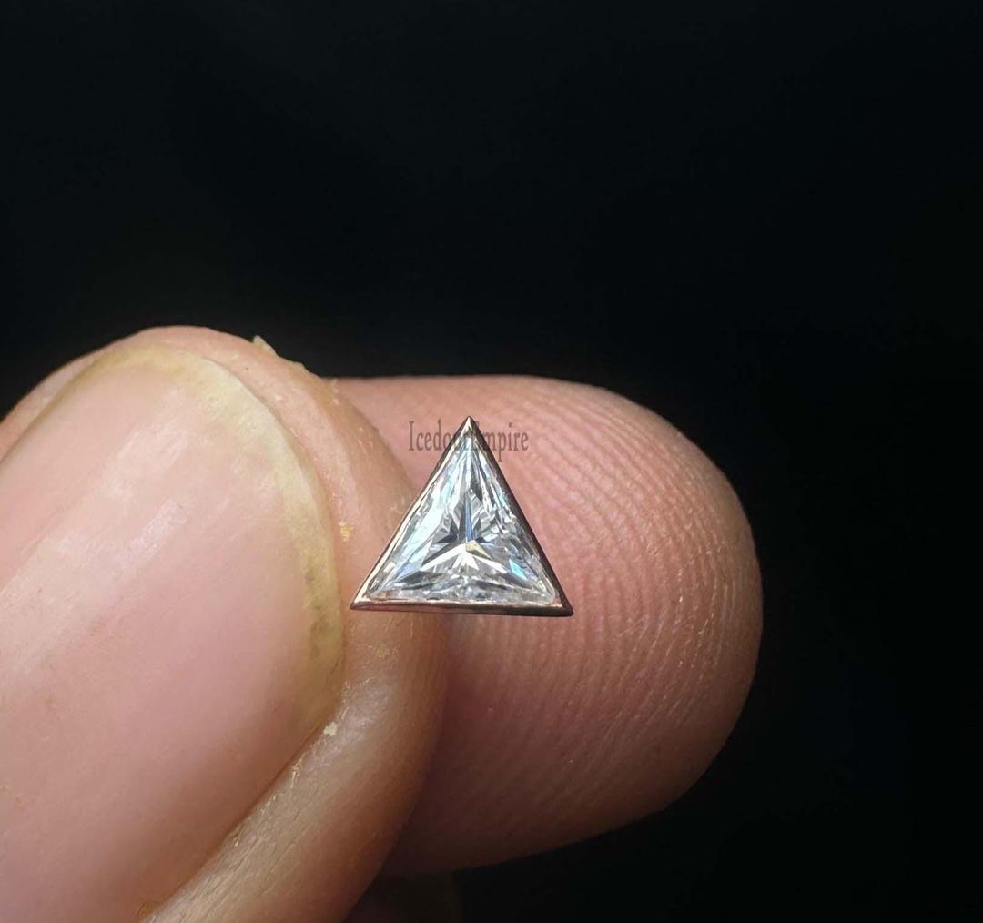 Triangle Lab Diamond Invisible 5MM Triangle Lab-grown Single Diamond Threaded Stud 14K Solid ...