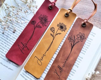 Lesezeichen personalisiert mit Name und Geburtsblume, Gravur Lederlook, Blumendesign minimalistisch, Geschenk Geburtstag Freundin Kollegin