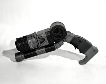 Con-Safe Dawn of Justice BatGrapnel Prop Replica: 3D Printed PLA Cosplay Display