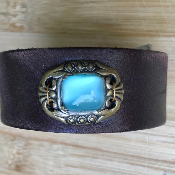 Vintage Leather Cuff Made In The Deep South madeinthedeepsouth AB632