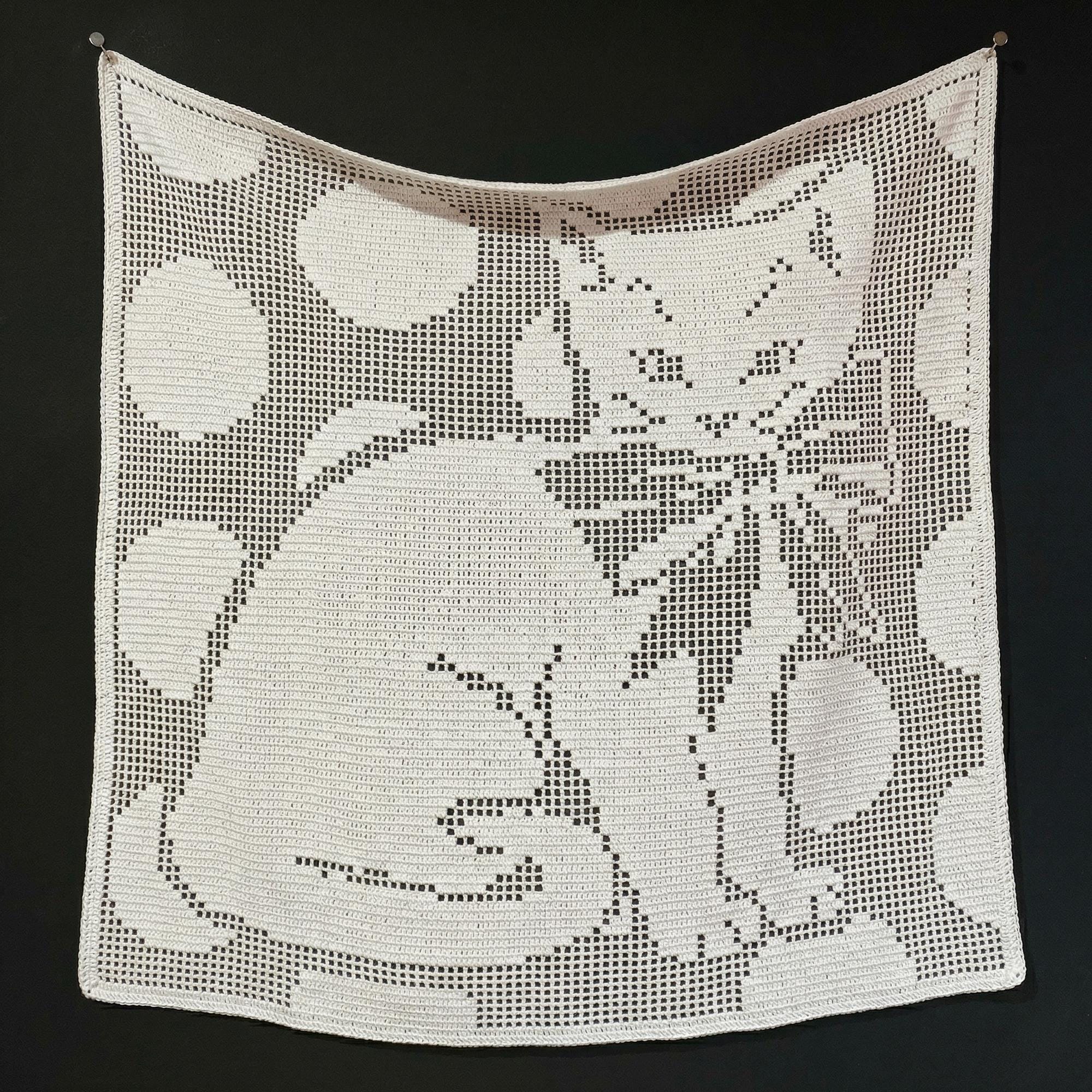 40 Filet Crochet Patterns to Try for Gifts, Decor, and Wearables 37 Filet Crochet Kitten