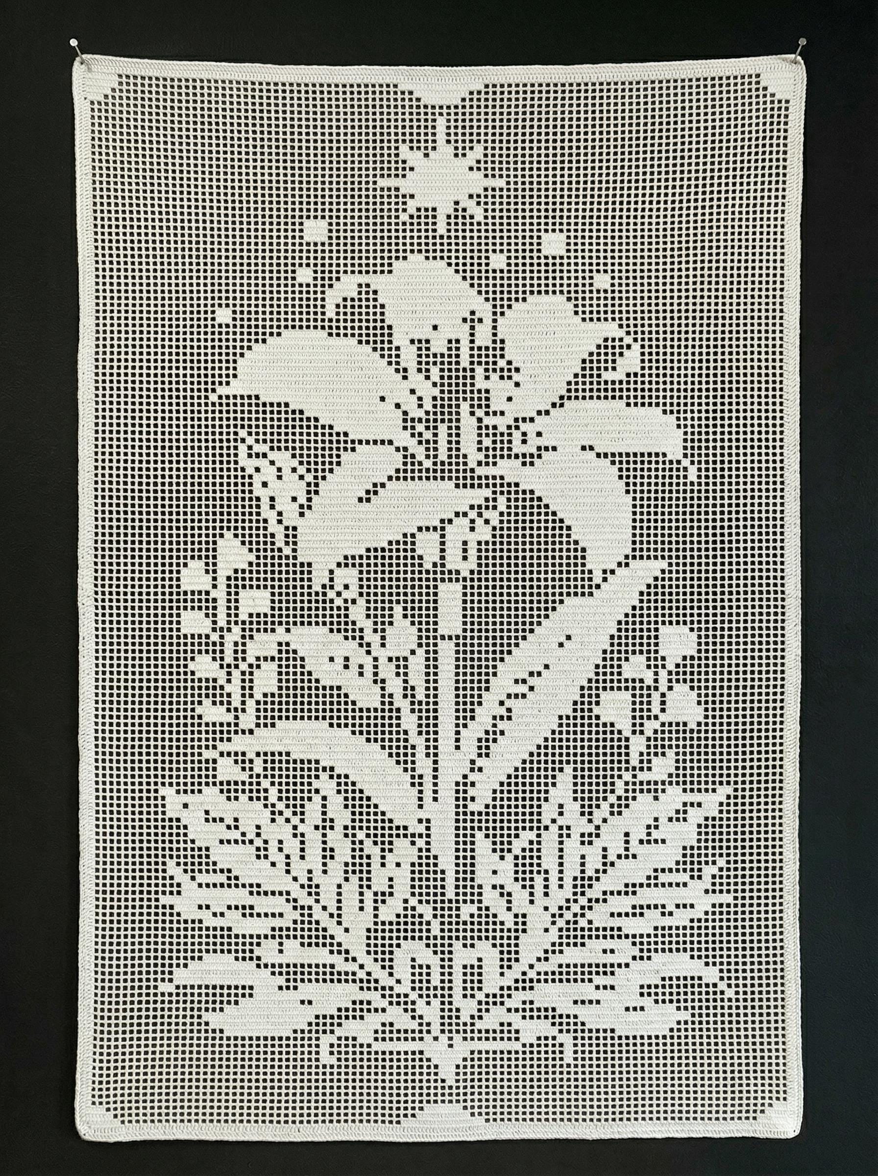 33 Lily Crochet Patterns for Bouquets, Home Decor, and Handmade Gifts 27 Filet Crochet Lily