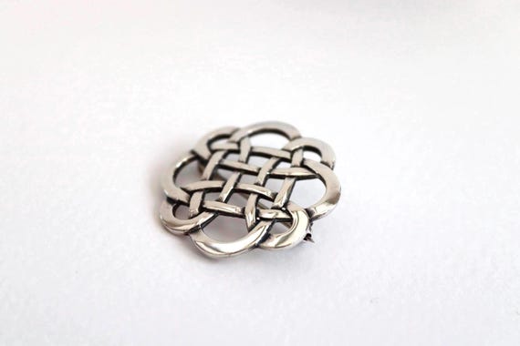 Celtic knot Solid Silver Brooch | Scottish vintag… - image 3