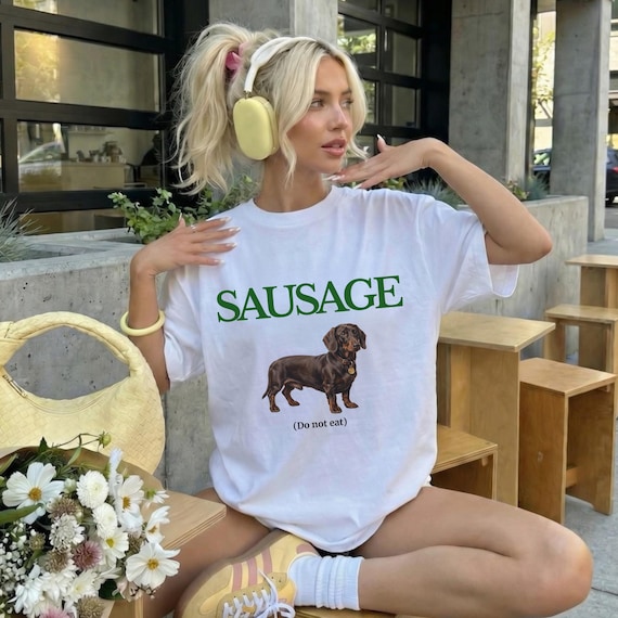 Funny Wiener Dog T-Shirt | Do Not Eat Sausage Meme Tee | Sarcastic Dachshund Owner Gift | Cute Pet Graphic Shirt | Dog Lover Top