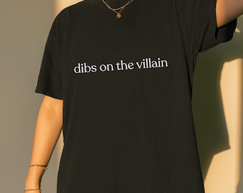 Dibs on the villain Tee, Dark Romance Shirt For Fantasy Readers Villain Era Enemies To Lovers Aesthetic, Book Club T-shirt, Antagonist shirt