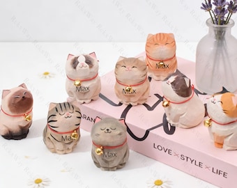 Figurine de chat en bois personnalisée faite main, chat en bois sculpté à la main, figurine de chat cloche en bois personnalisée, cadeau unique pour amoureux des chats, cadeau pour ami