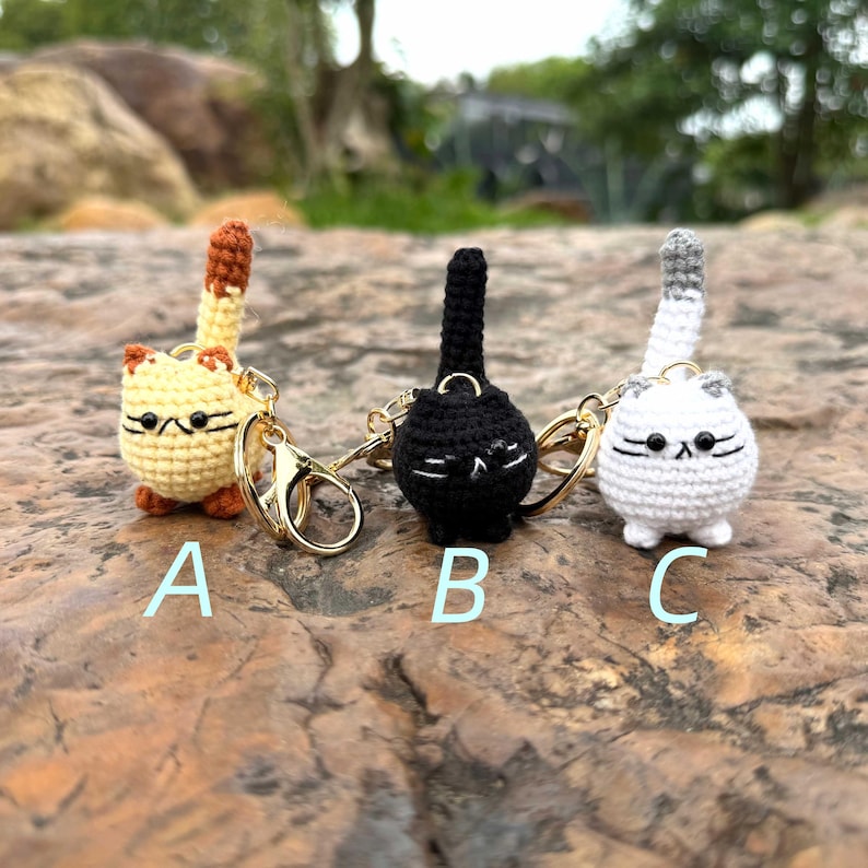 Handmade Crochet Mini Cat Keychain – Cute Amigurumi Cat Bag Charm Set ...