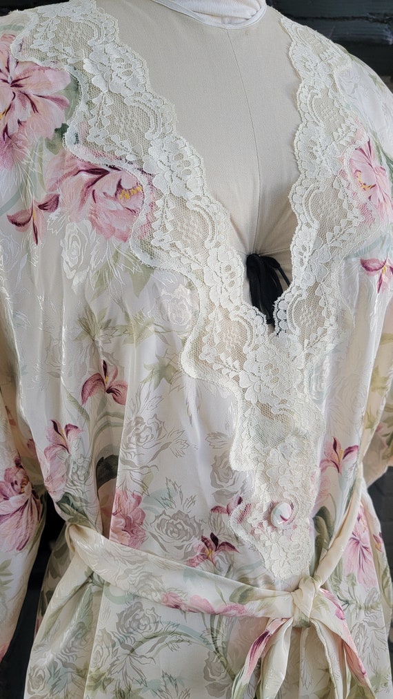 VTG California Dynasty Floral Robe/ Short Robe wit
