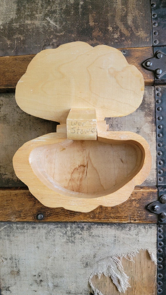 Clam Shell Wood Trinket Box, Handmade Keepsake - image 7