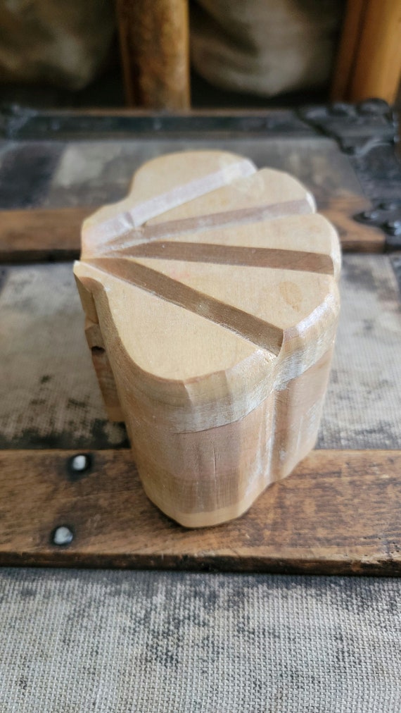 Clam Shell Wood Trinket Box, Handmade Keepsake - image 3