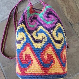 Multi colored Wayuu Bag/ Crochet Boho Bucket Purse/ Beach Bum