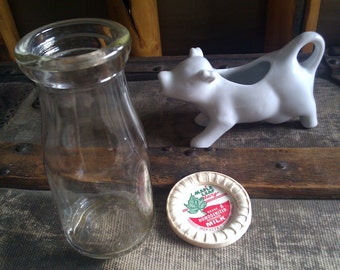 Vintage MILK Bottle/ Half Pint/ with Dairy CAP/ 1950s Creamer/ Farmhouse Kitchen