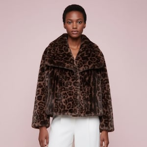 Dark leopard print Faux Fur Jacket for Women – Luxury Short Winter Coat – Warm Vegan Fur Statement Jacket - Puffy Coat